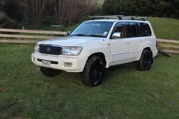 Toyota Land Cruiser 1998 photo 2