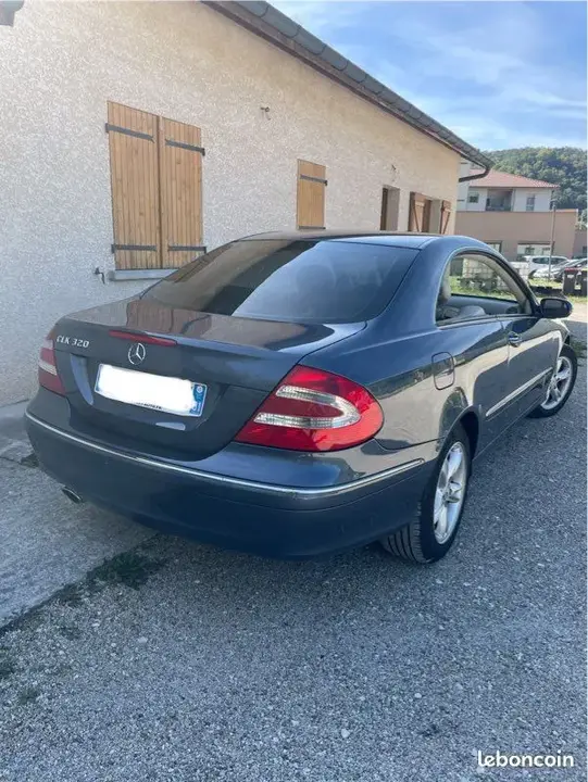Mercedes-Benz Classe Clk 2002 photo 2