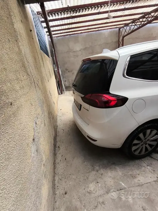 Opel Zafira 2014 photo 4