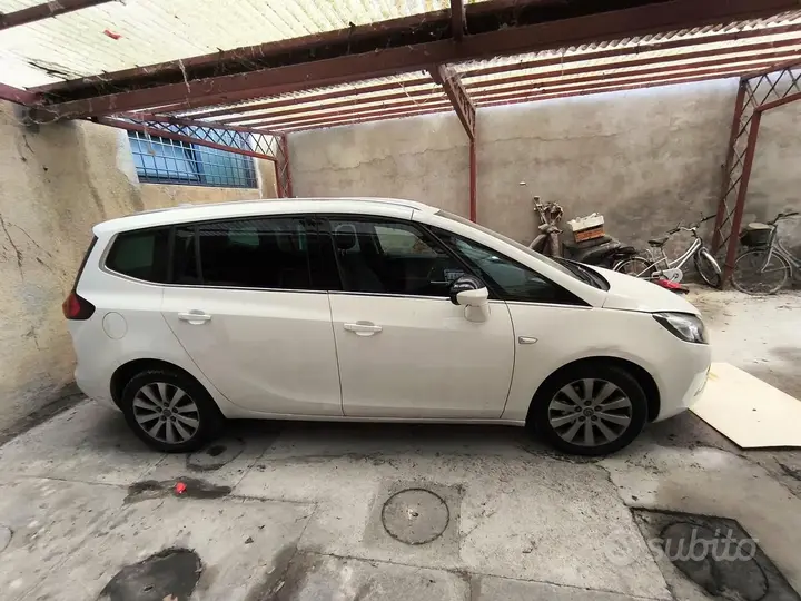 Opel Zafira 2014 photo 3