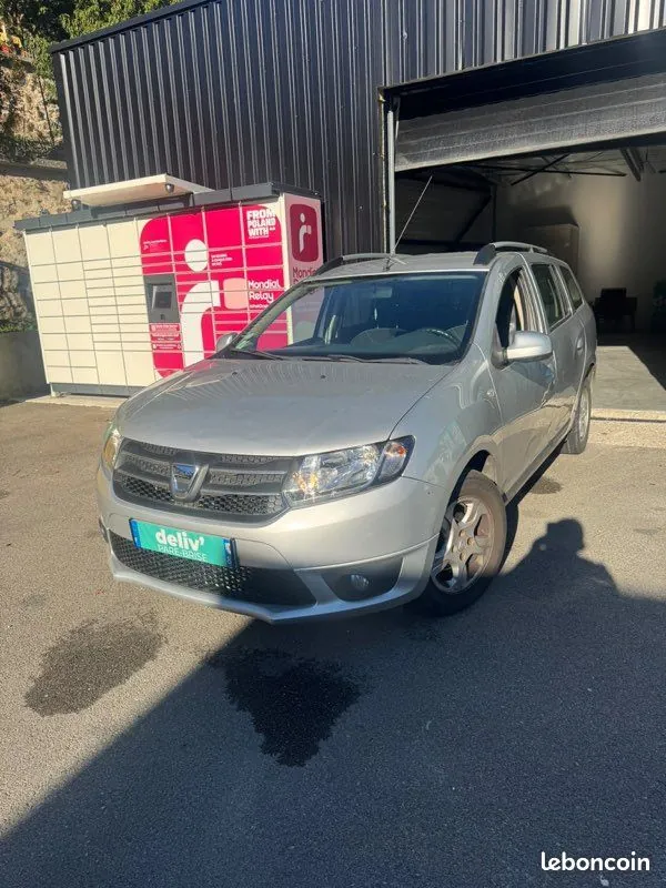 Dacia Logan 2015 photo 2