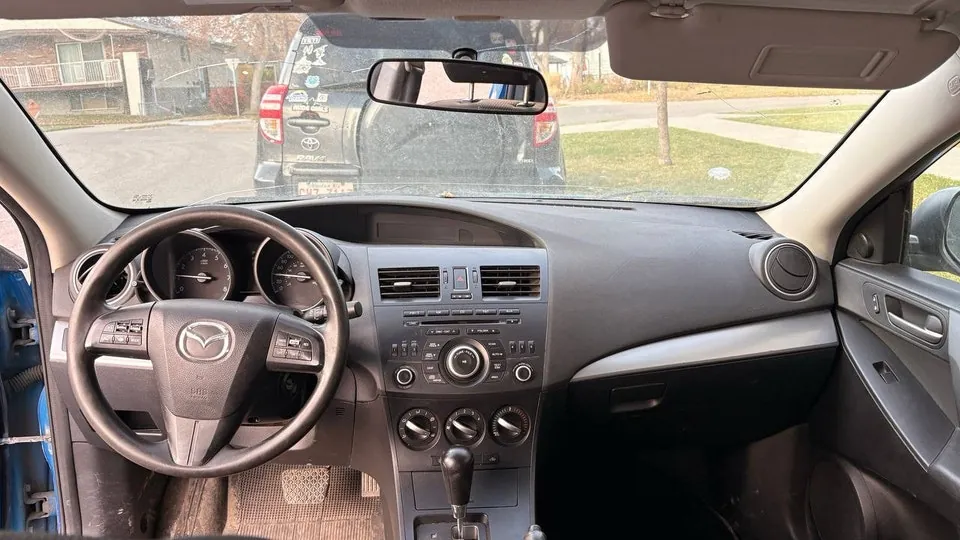 Mazda 3 2012 photo 5