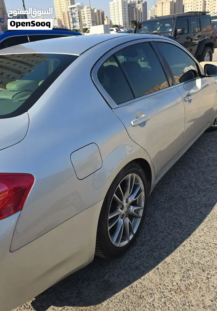 Infiniti G25 2013 photo 4