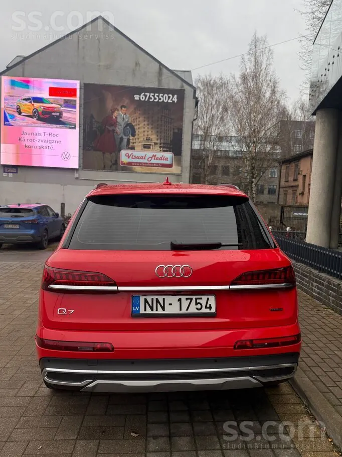 Audi Q7 2023 photo 4