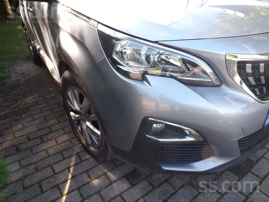 Peugeot 3008 2020 photo 4