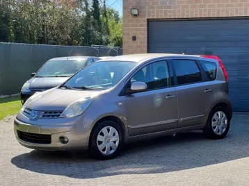Nissan Note 2008 photo 2
