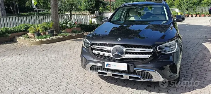 Mercedes-Benz Glc 2022 photo 2