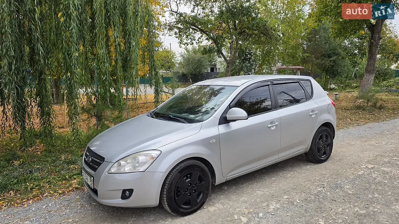 Kia Ceed 2008 photo 4