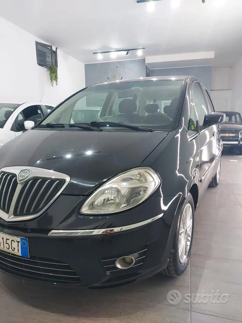 Lancia Musa 2008 photo 2