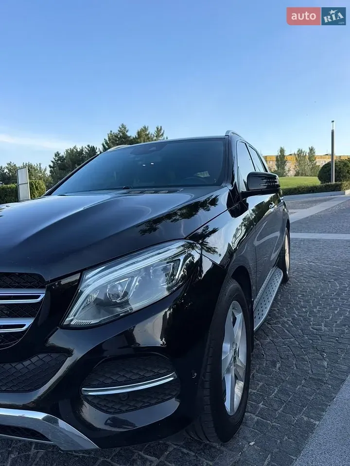 Mercedes-Benz Gle-Class 2017 photo 2