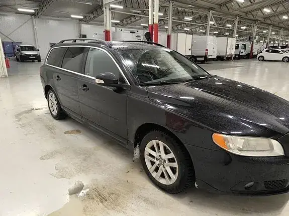 Volvo V70 2011 photo 3
