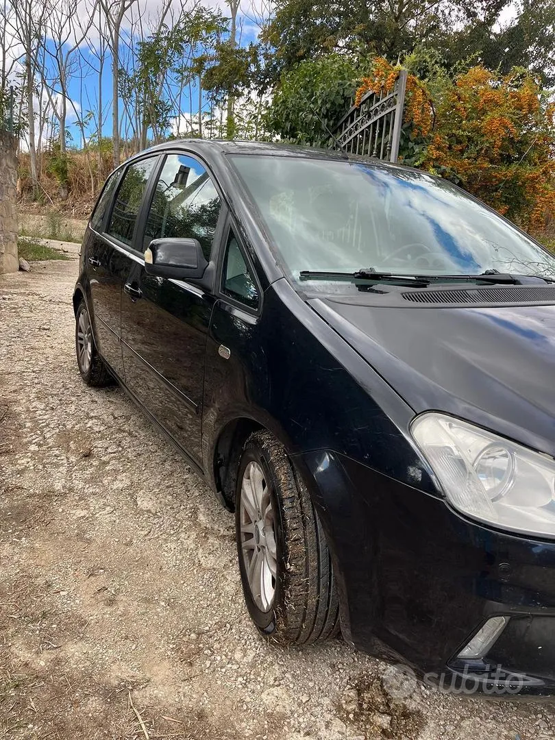 Ford C-Max 2010 photo 3