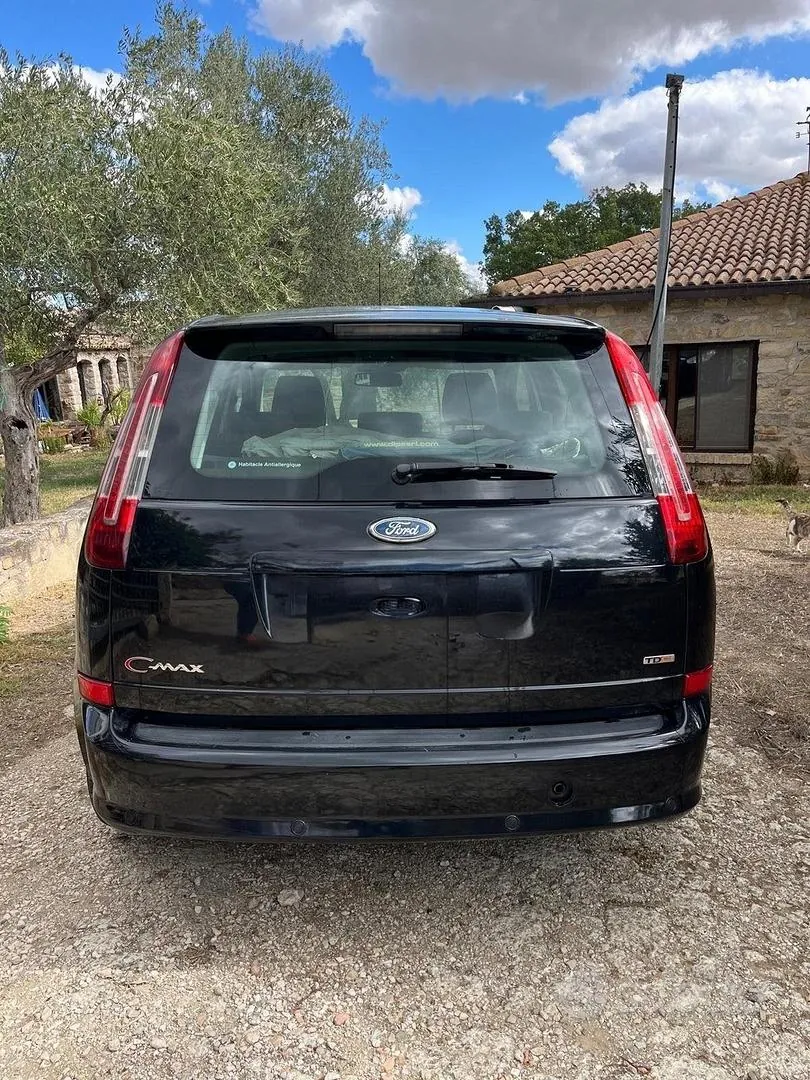Ford C-Max 2010 photo 2