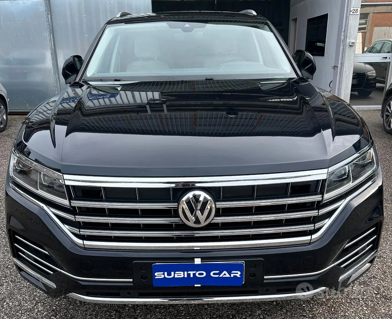 Volkswagen Touareg 2020 photo 2