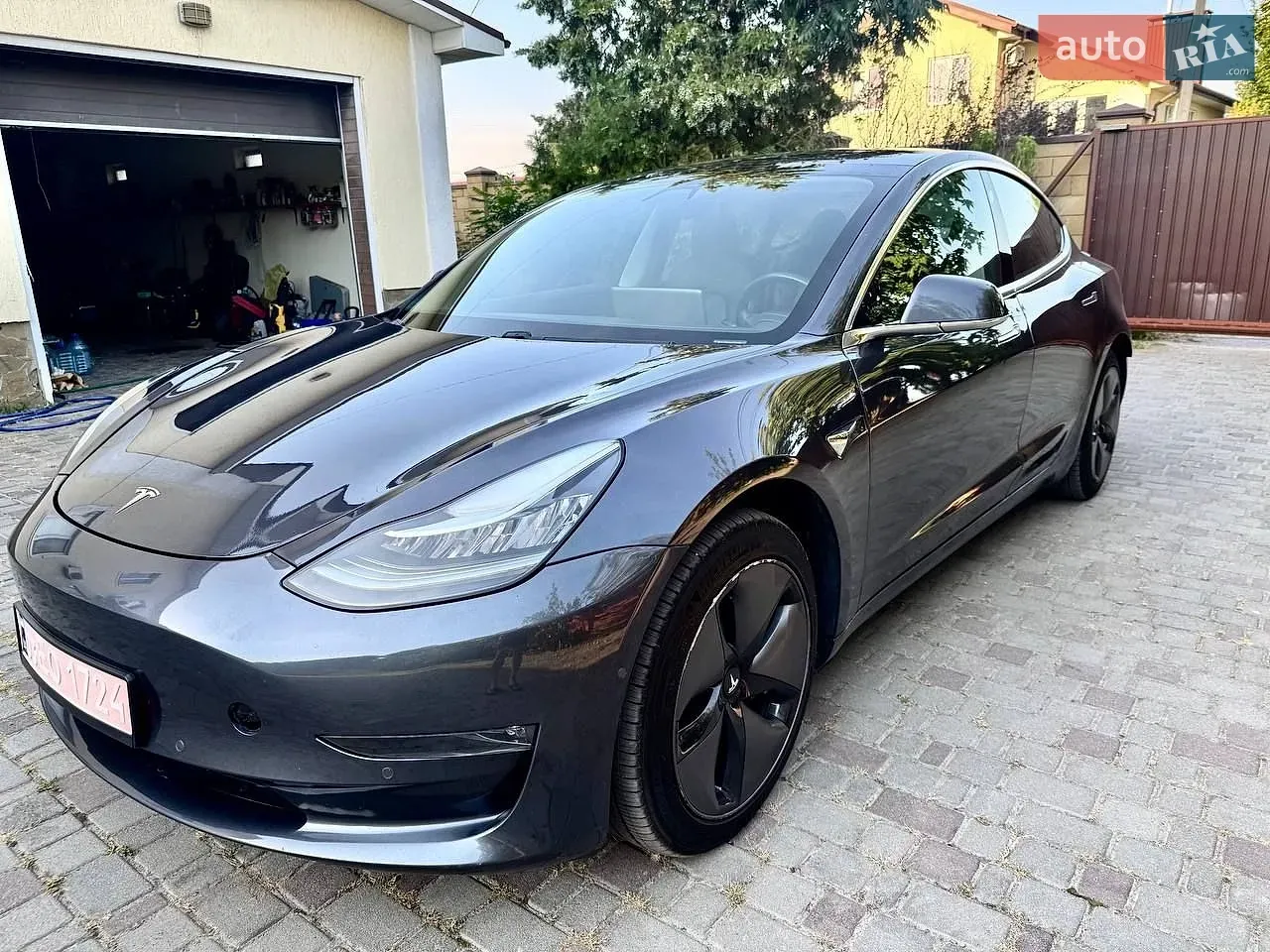 Tesla Model 3 2018 photo 3