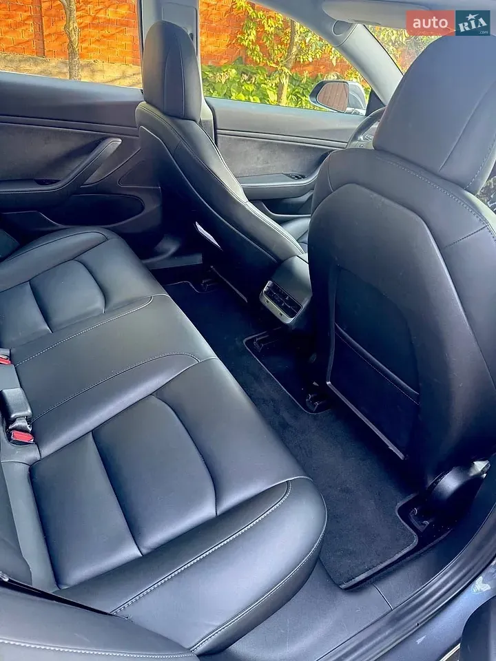 Tesla Model 3 2018 photo 5