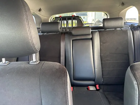 Toyota Avensis 2014 photo 5
