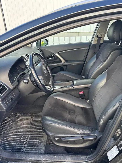 Toyota Avensis 2014 photo 4