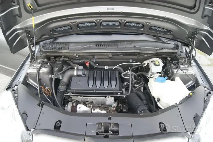 Mercedes-Benz B 2009 photo 5