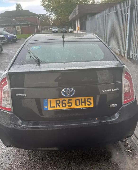 Toyota Prius 2015 photo 4