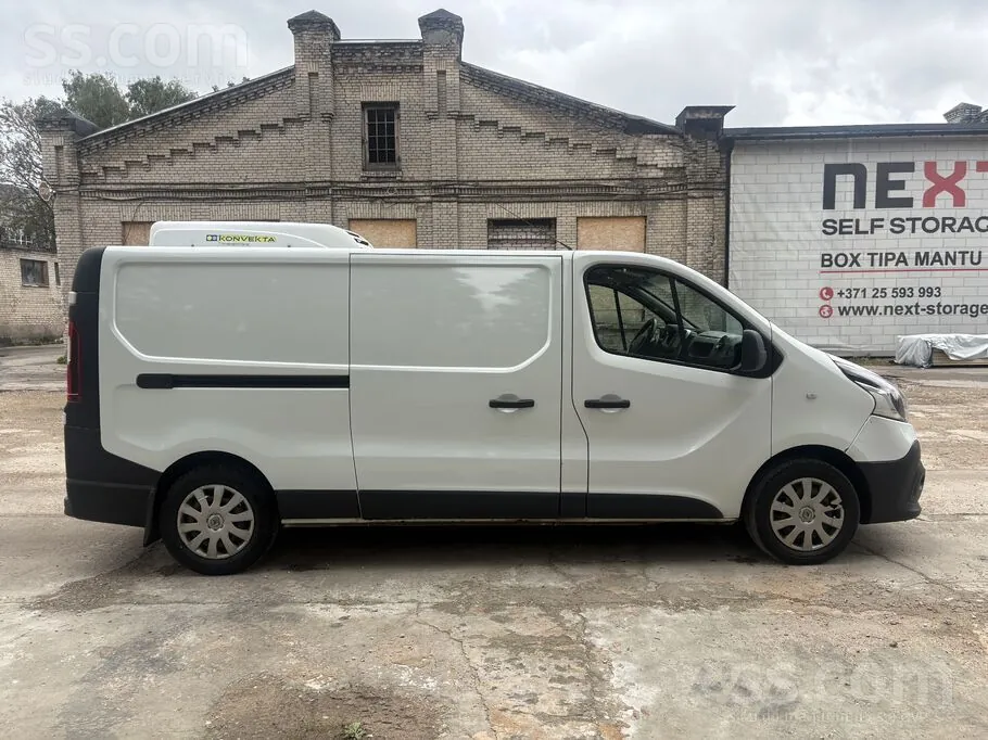 Renault Trafic 2015 photo 3