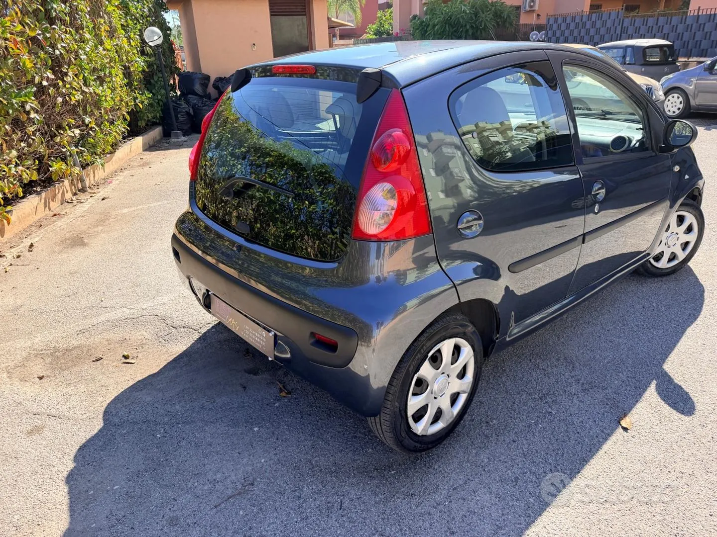 Peugeot 107 2008 photo 3