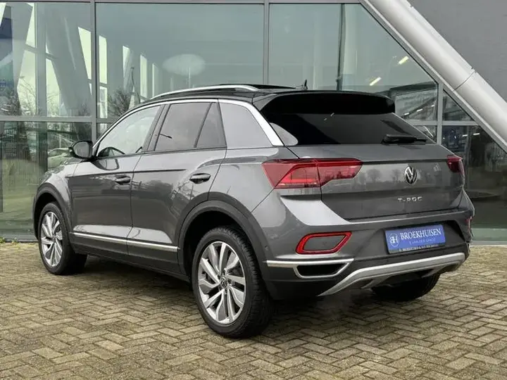 Volkswagen T-Roc 2024 photo 3