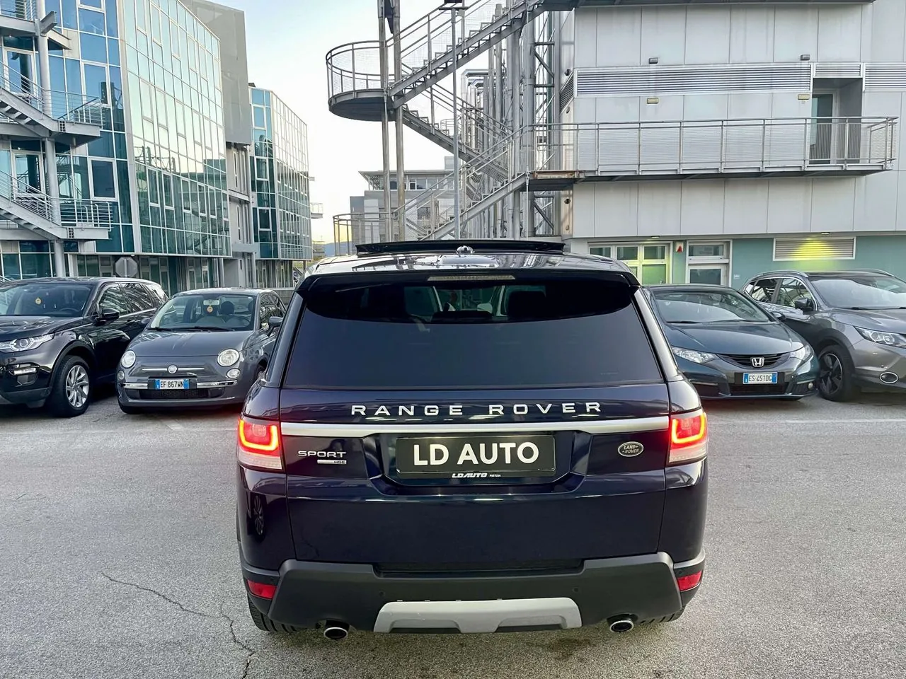 Land Rover Range Rover Sport 2014 photo 4