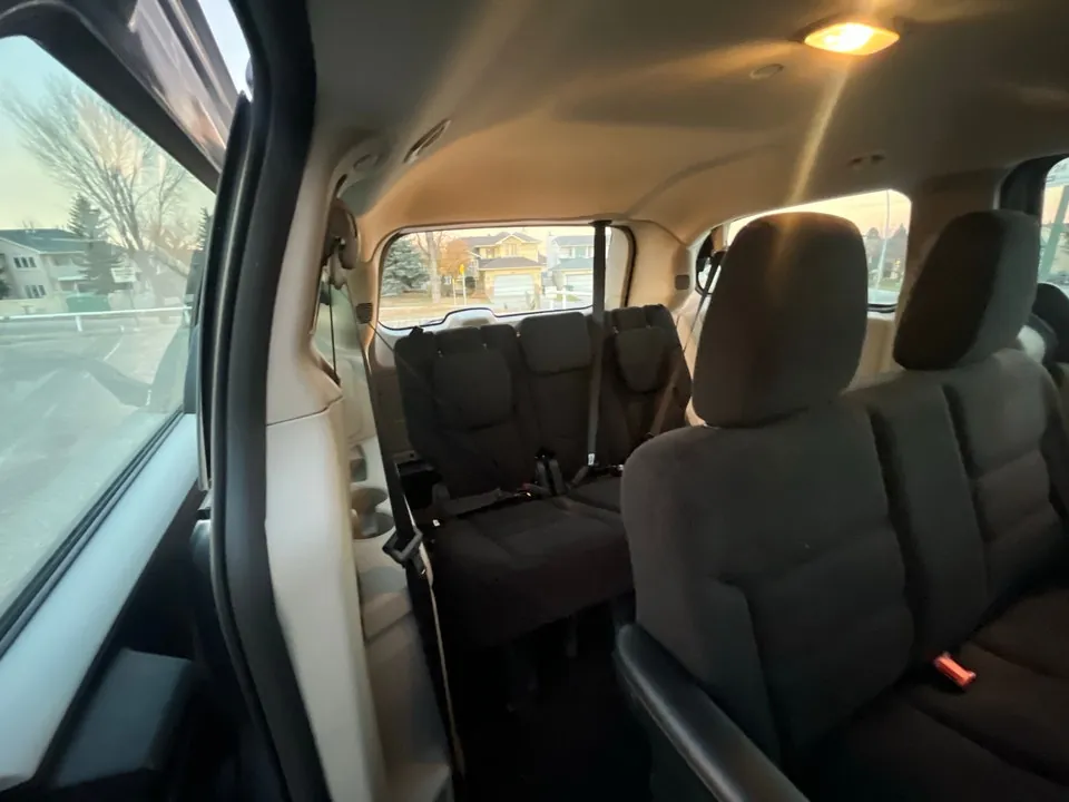 Dodge Grand Caravan 2014 photo 4