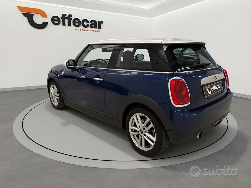 Mini Cooper D 2015 photo 4