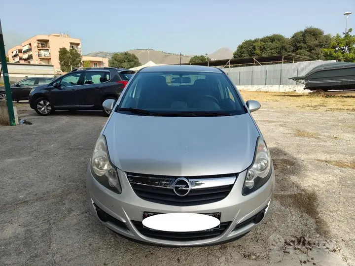 Opel Corsa 2010 photo 2