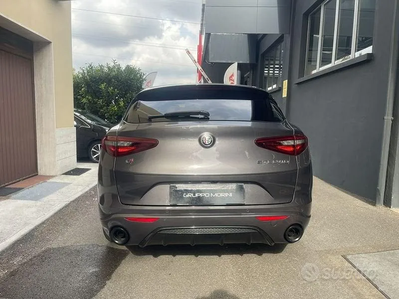 Alfa Romeo Stelvio 2023 photo 4