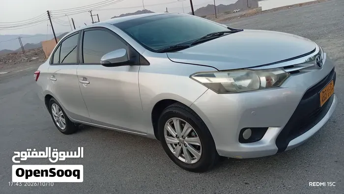 Toyota Yaris 2014 photo 3