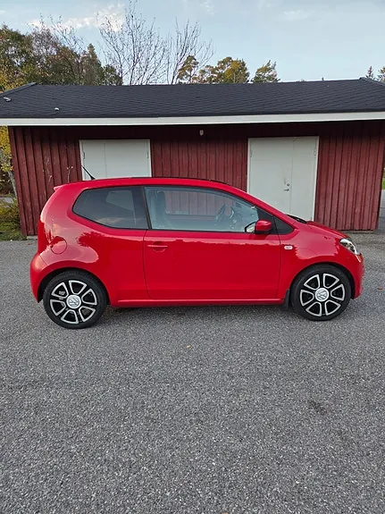 Volkswagen Up 2012 photo 5