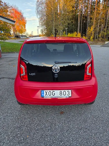 Volkswagen Up 2012 photo 4