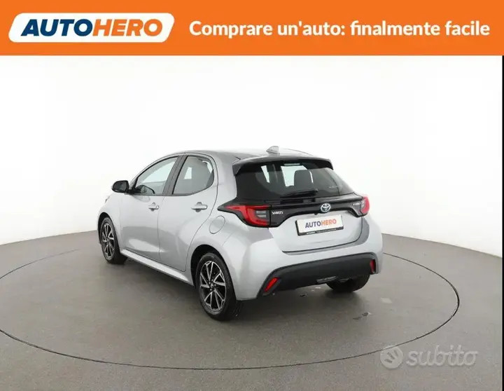 Toyota Yaris 2023 photo 4