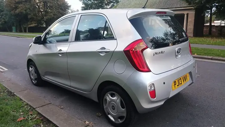 Kia Picanto 2013 photo 5