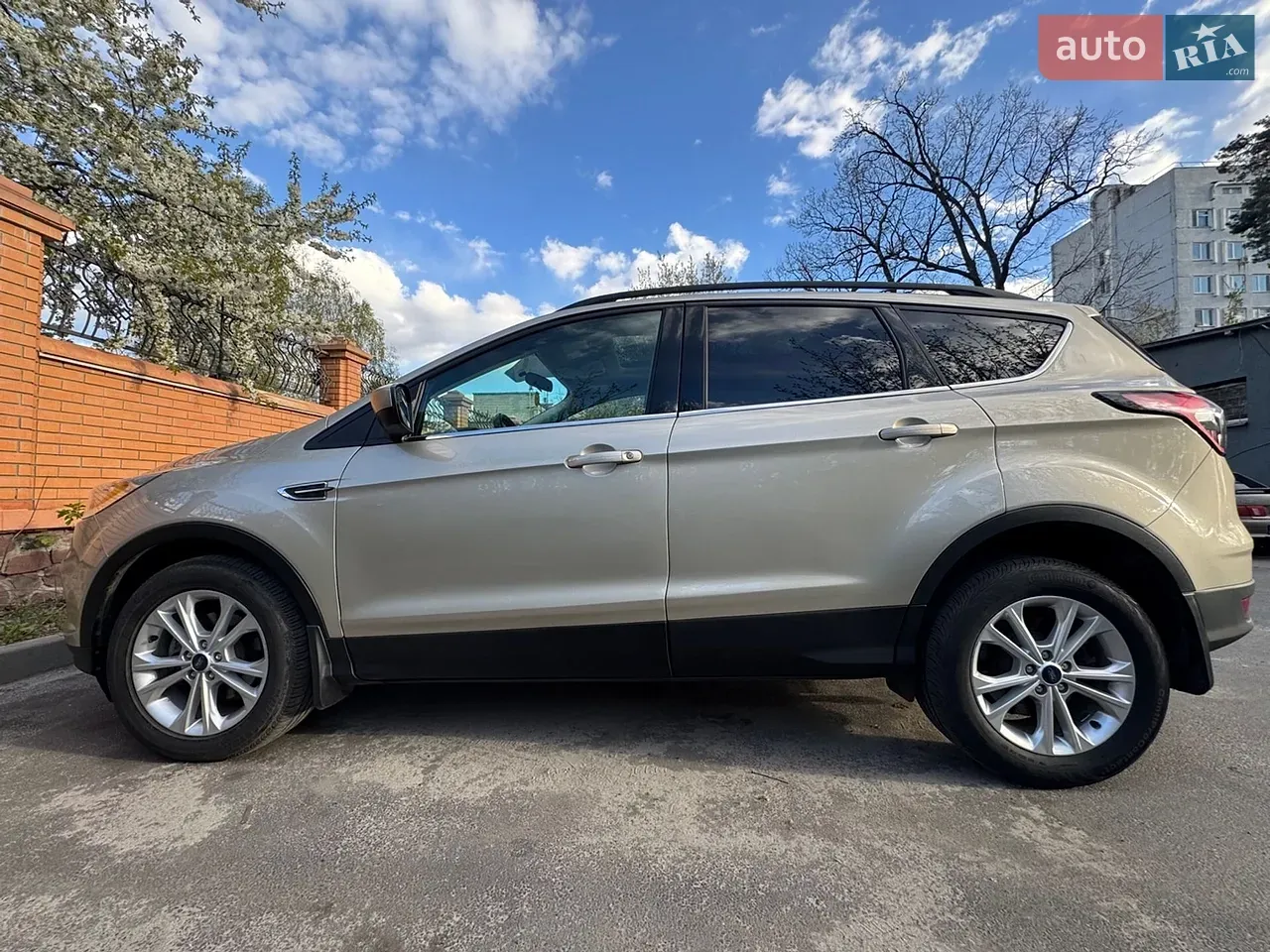 Ford Escape 2018 photo 3