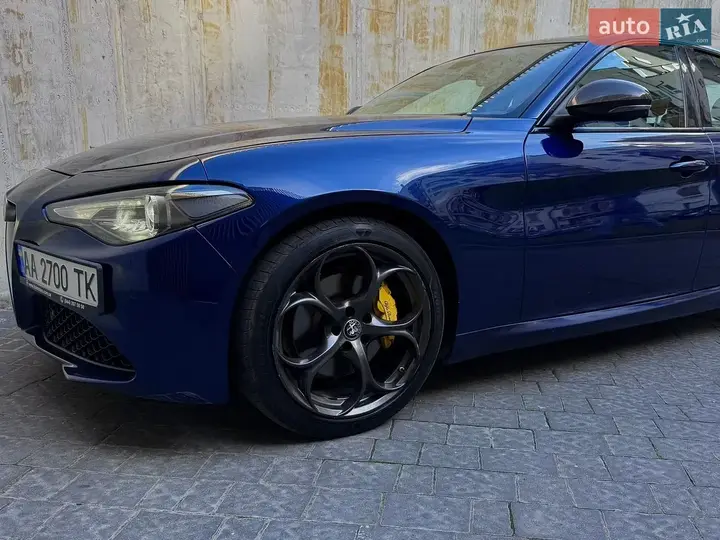 Alfa Romeo Giulia 2018 photo 5
