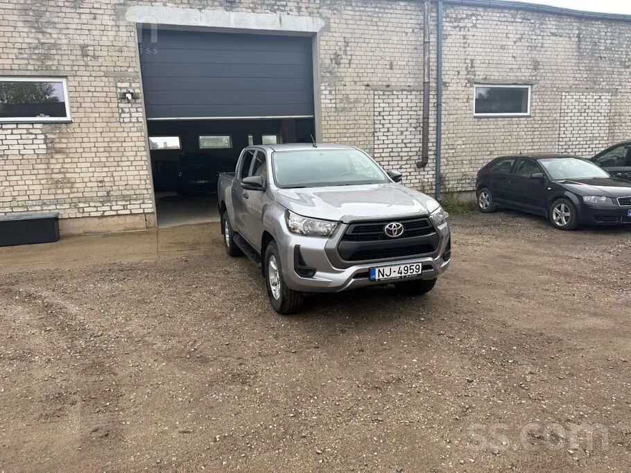 Toyota Hilux 2021 photo 3
