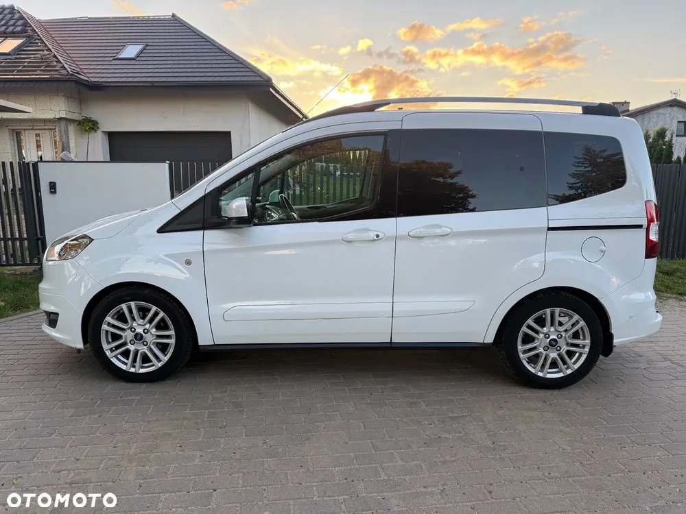 Ford Tourneo Courier 2016 photo 4