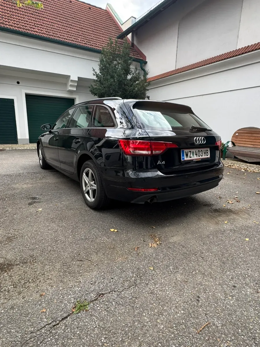 Audi A4 2017 photo 3