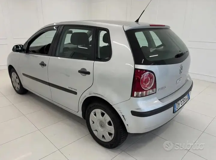 Volkswagen Polo 2008 photo 3