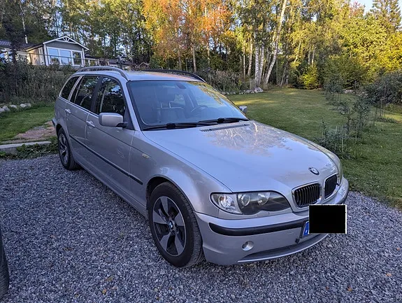 BMW 325Xi 2002 photo 2