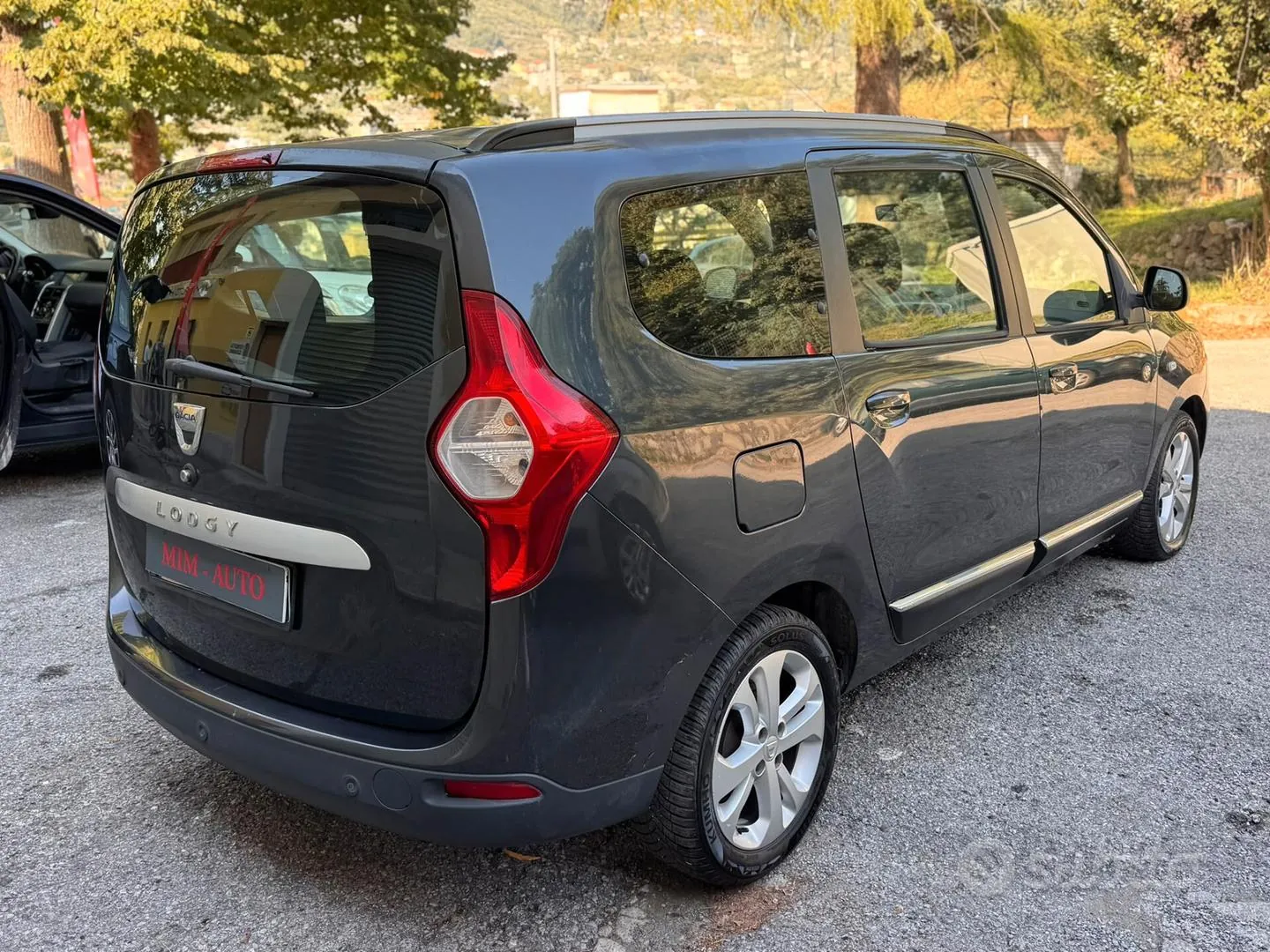 Dacia Lodgy 2014 photo 4