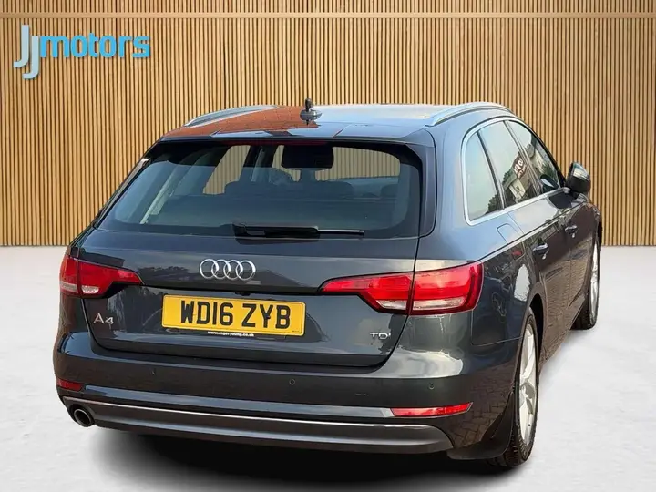 Audi A4 Avant 2016 photo 4