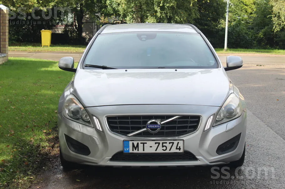 Volvo V60 2011 photo 5