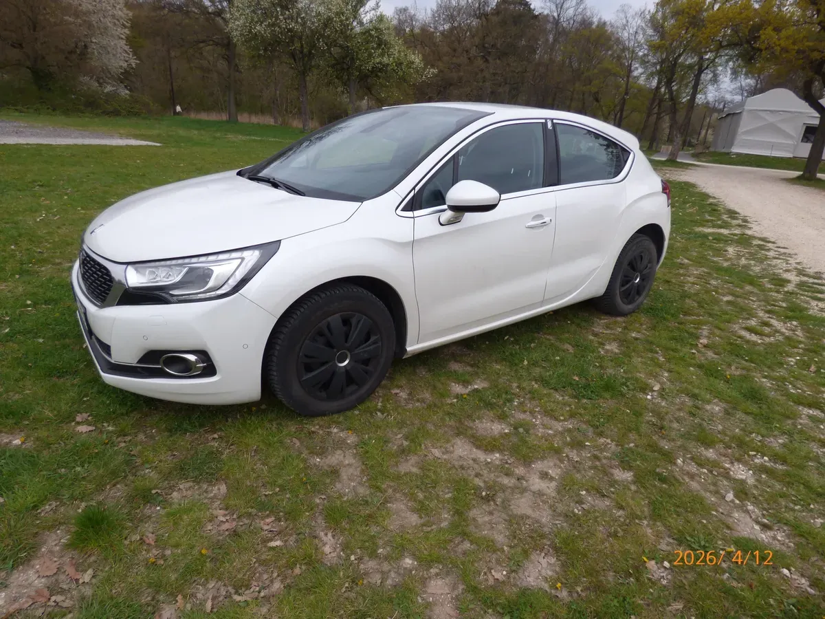 DS Automobiles Ds 4