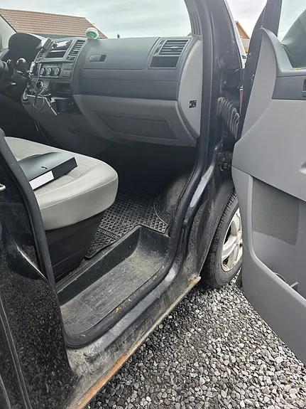 Volkswagen Transporter 2011 photo 4