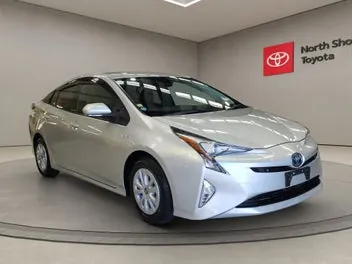 Toyota Prius 2017 photo 2